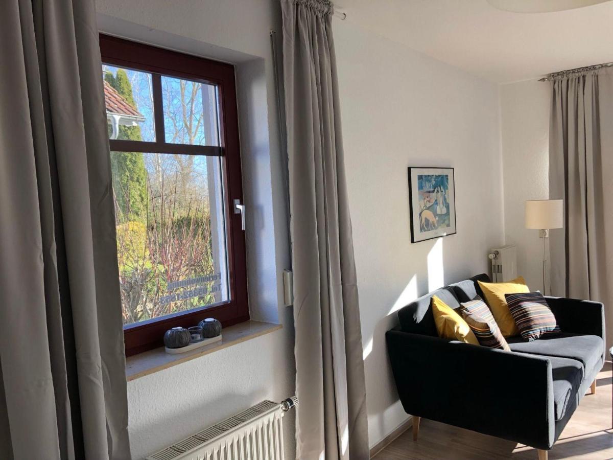 Ferienwohnung Klaus Störtebeker mit Sonnenterrasse&Garten zwischen Strand, Wald und Wiese! Gustow  Exterior foto